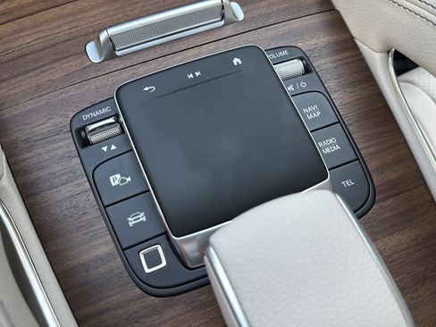 New 2026 Mercedes-Benz GLE 450 4MATIC image 35