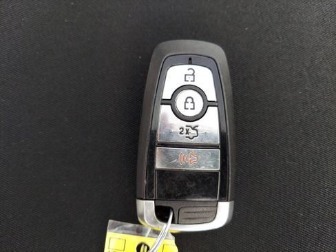 Used 2024 Ford Mustang Convertible RWD image 30