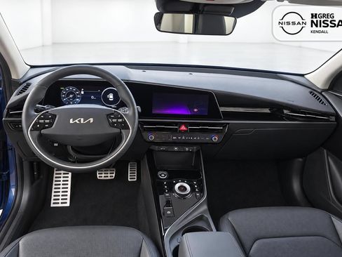 Used 2023 Kia Niro Wave FWD image 11
