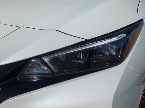 Used 2023 Nissan Leaf SV Plus image 11