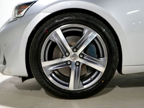 Used 2018 Lexus IS 300 w/ Comfort Package image 33