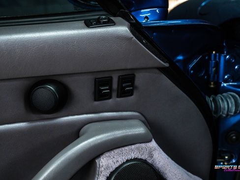 Used 1997 Porsche 911 Carrera image 32