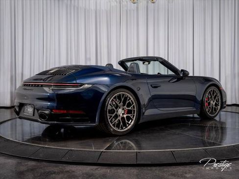 Used 2021 Porsche 911 Carrera 4S AWD/4WD image 17