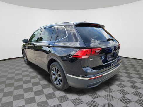 Used 2022 Volkswagen Tiguan SE AWD/4WD image 3