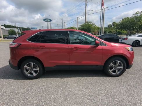 Certified 2024 Ford Edge SEL w/ Convenience Package AWD/4WD image 4