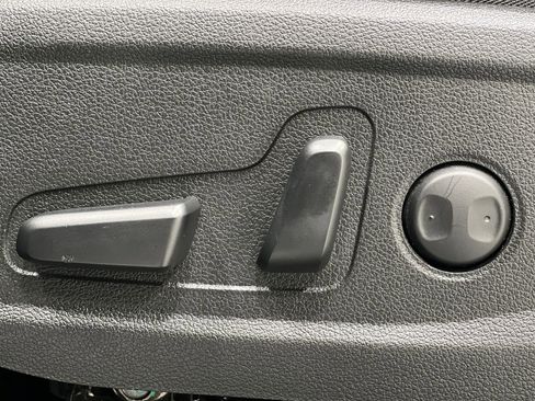 Used 2022 Hyundai Santa Fe XRT image 12