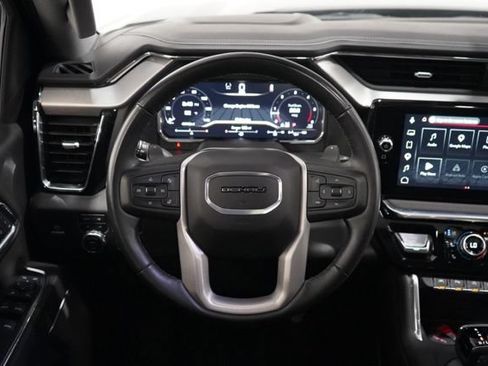 Used 2025 GMC Sierra 1500 Denali w/ Denali Reserve Package AWD/4WD image 12
