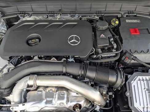 New 2026 Mercedes-Benz GLB 250 image 16