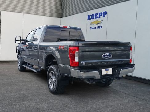 Used 2019 Ford F250 XL w/ STX Appearance Package image 3