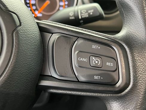 Used 2021 Jeep Wrangler Sport image 17