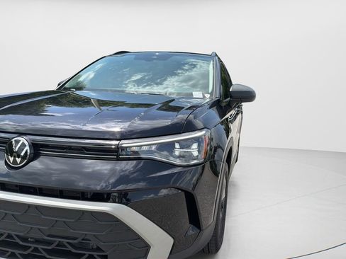 Used 2025 Volkswagen Taos S FWD image 9