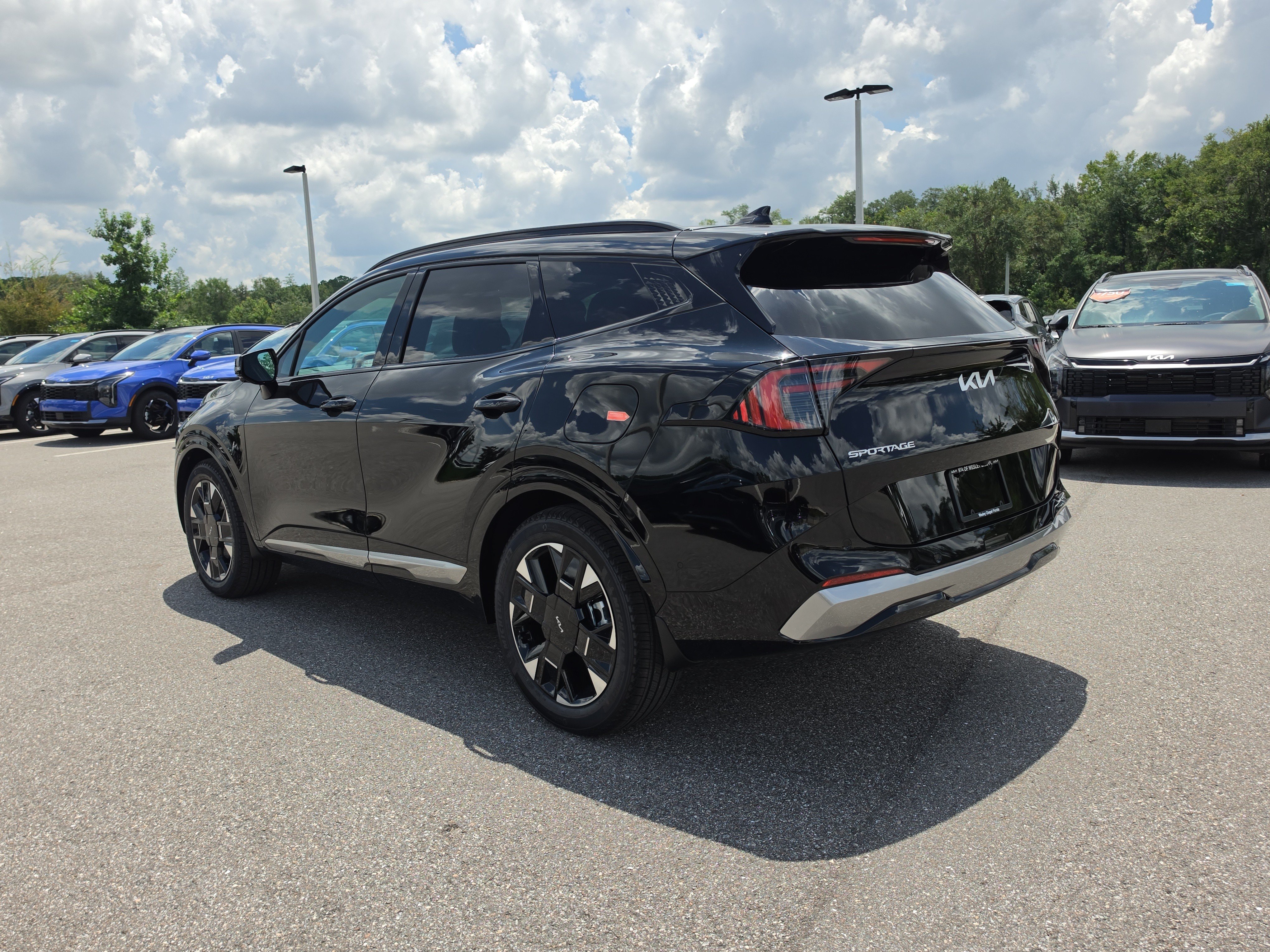 New 2026 Kia Sportage SX FWD image 6