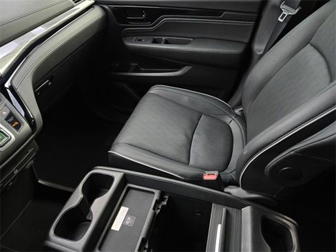 Used 2024 Honda Odyssey Elite image 26