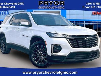 Used 2023 Chevrolet Traverse LT w/ LT Premium Package