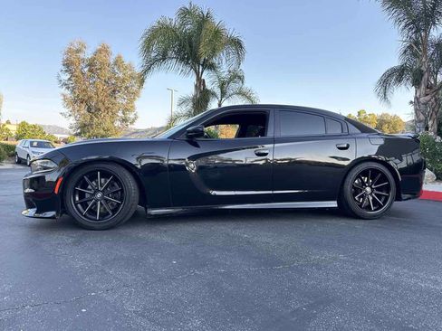 Used 2020 Dodge Charger R/T image 16
