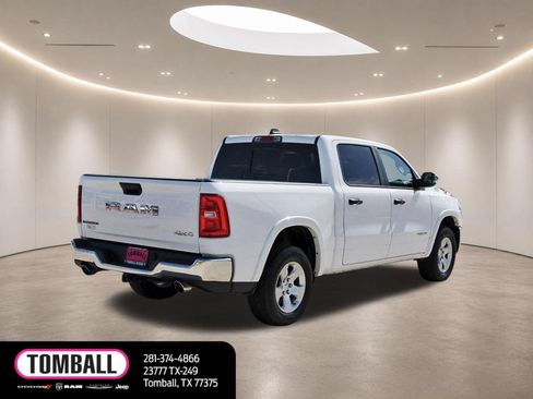 Used 2025 RAM 1500 Big Horn AWD/4WD image 7