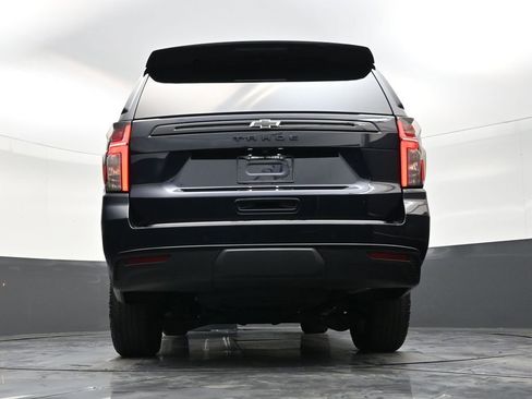 Used 2023 Chevrolet Tahoe Z71 w/ Luxury Package image 24