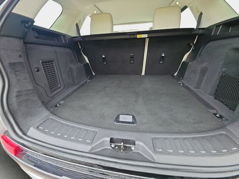 Certified 2025 Land Rover Discovery Sport S AWD/4WD image 12
