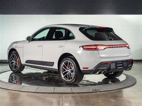 New 2026 Porsche Macan S image 3