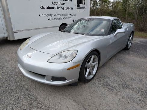 Used 2012 Chevrolet Corvette Coupe image 3