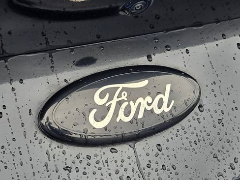 Used 2024 Ford Mustang GT RWD image 16