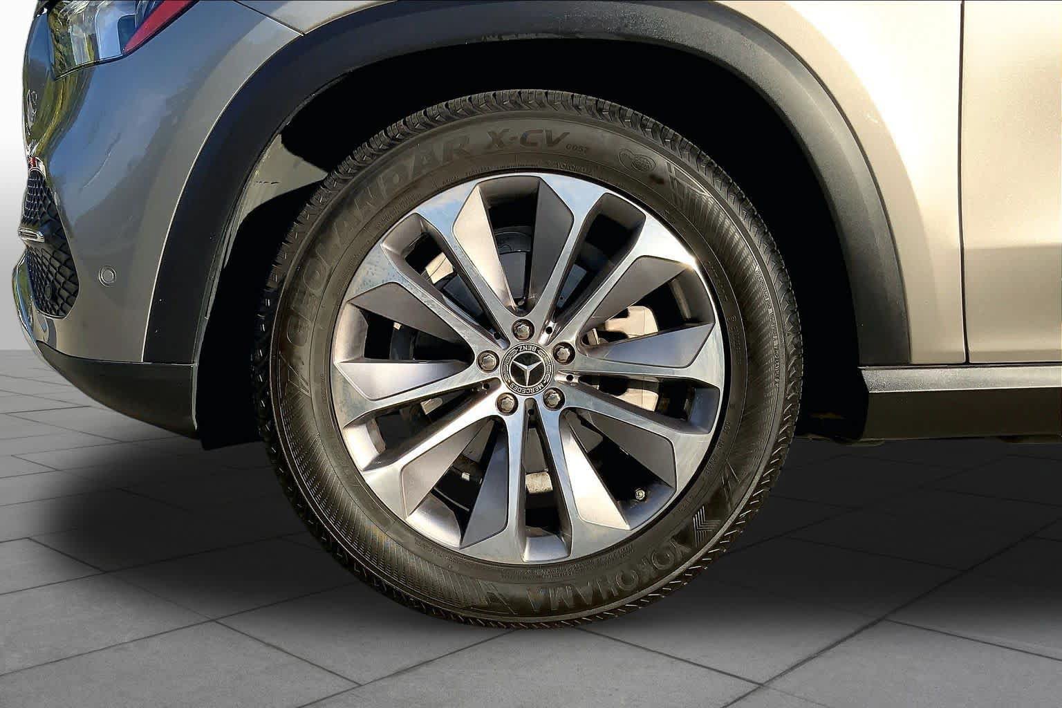 Used 2021 Mercedes-Benz GLE 350 4MATIC image 11