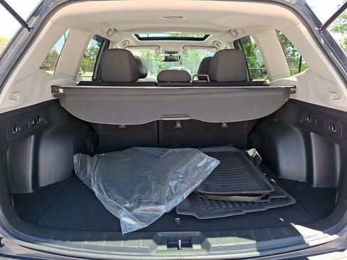 Used 2020 Subaru Forester Premium AWD/4WD image 29