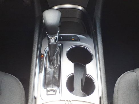 Used 2025 Chevrolet Malibu LT image 12