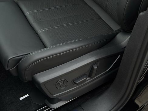 New 2025 Audi Q5 2.0T Premium Plus image 23