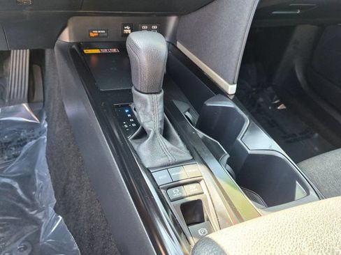 Used 2025 Toyota Camry LE FWD image 20