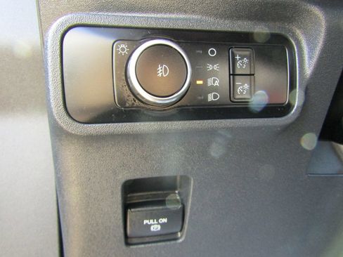Used 2025 Ford Bronco Badlands AWD/4WD image 18