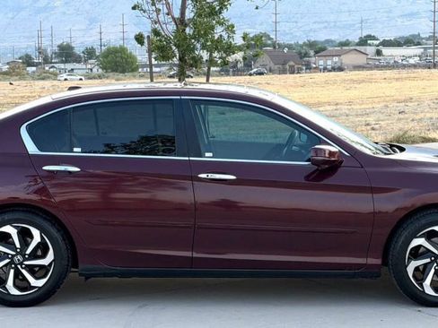 Used 2017 Honda Accord EX-L image 4
