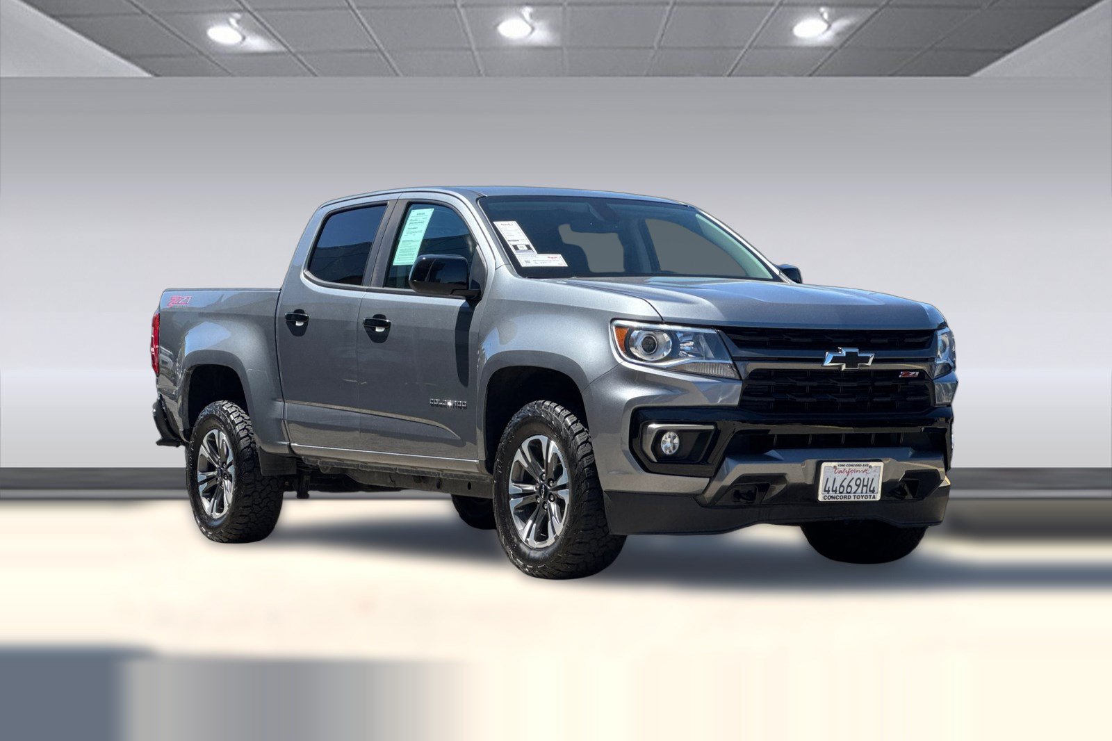 Used 2022 Chevrolet Colorado Z71 AWD/4WD image 7