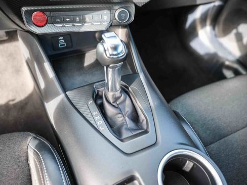 Used 2024 Ford Mustang Convertible image 11