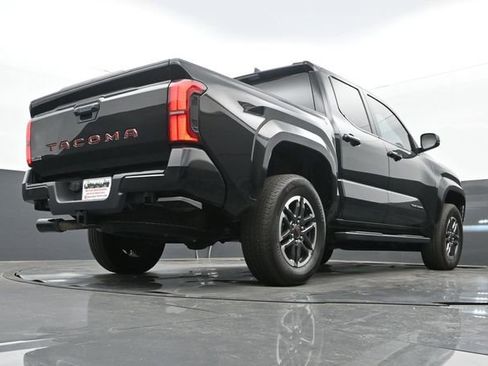 Used 2024 Toyota Tacoma TRD Sport image 11