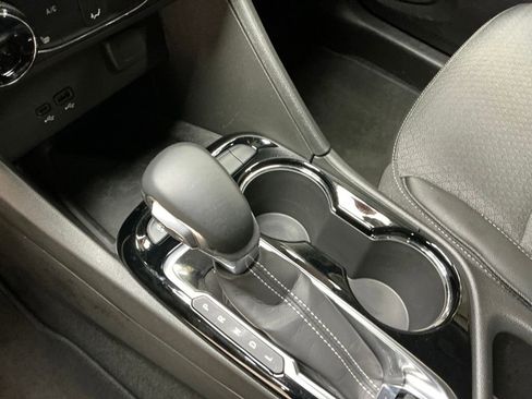 Certified 2025 Buick Encore GX Preferred w/ Comfort Package image 12