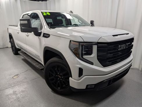 Used 2024 GMC Sierra 1500 Elevation w/ Preferred Package AWD/4WD image 2