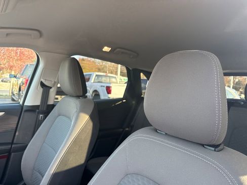 Used 2022 Ford Escape SE w/ Convenience Package image 17