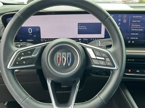 Certified 2025 Buick Envision Sport Touring image 16