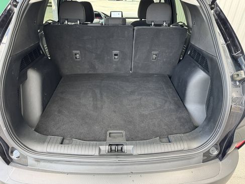 Used 2025 Ford Escape Active AWD/4WD image 30