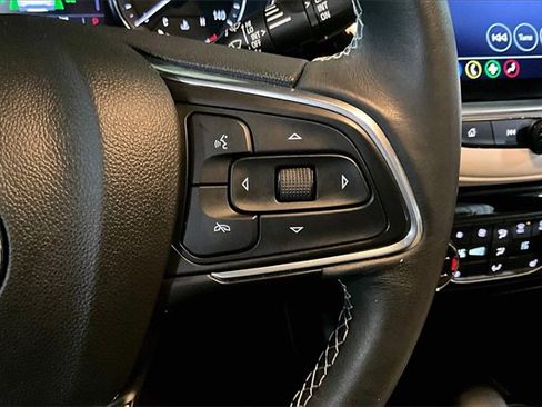 Used 2021 Buick Encore GX Select image 22
