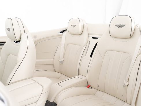 Used 2020 Bentley Continental GT image 28