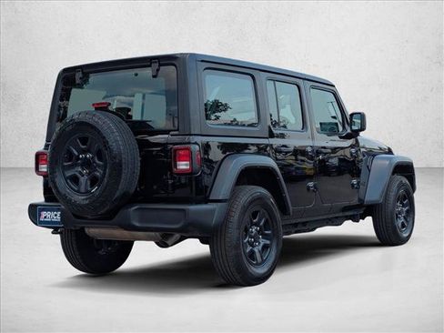 Used 2024 Jeep Wrangler Unlimited Sport AWD/4WD image 5