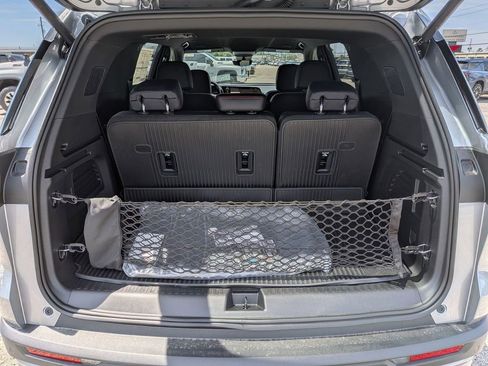 New 2026 Chevrolet Traverse Z71 w/ Driver Confidence Package AWD/4WD image 26
