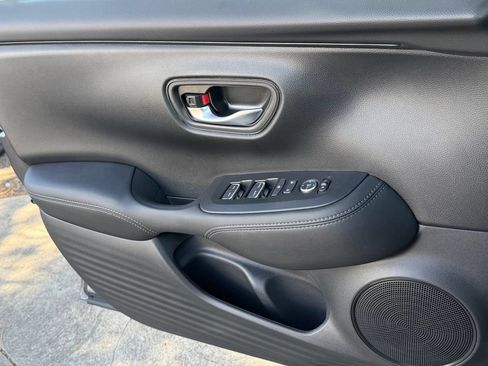 Certified 2027 Honda HR-V EX-L image 26