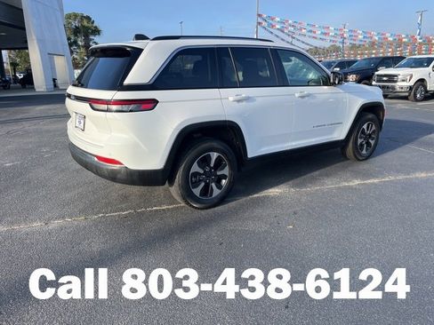 Used 2023 Jeep Grand Cherokee 4WD 4xe w/ Luxury Tech Group II image 3