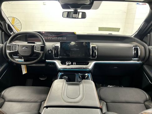 New 2026 Ford Expedition Tremor image 7