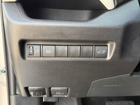 Used 2022 Toyota RAV4 XLE Premium FWD image 23