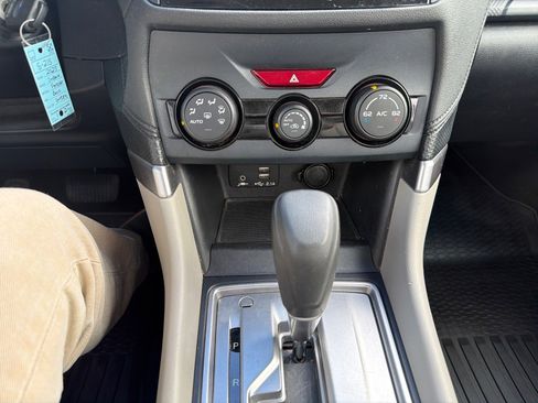 Used 2023 Subaru Forester AWD/4WD image 20