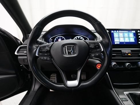 Used 2019 Honda Accord Sport image 4